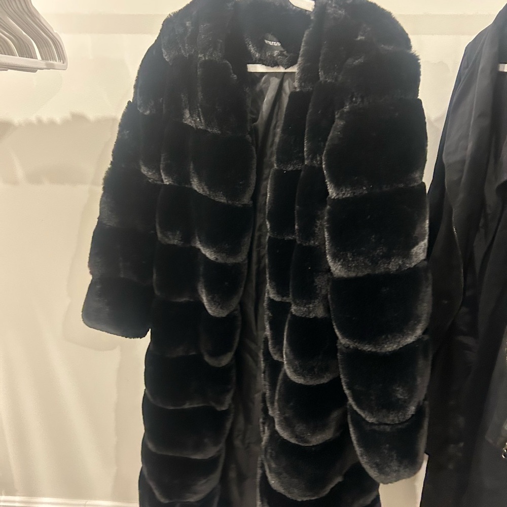 PrettyLittleThing Black Teddy Jacket